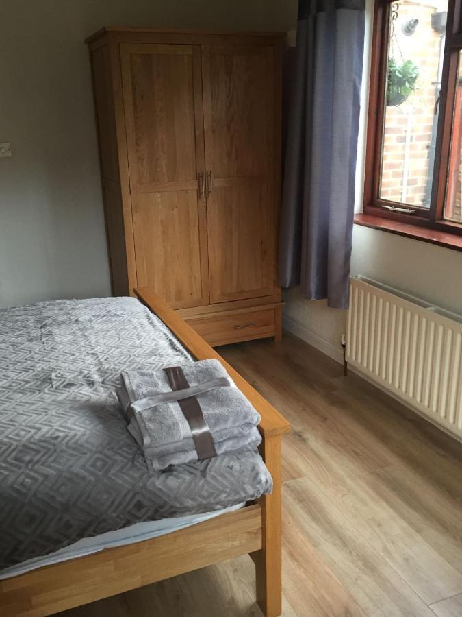 Farah'S Guest Suite Solihull Exterior foto